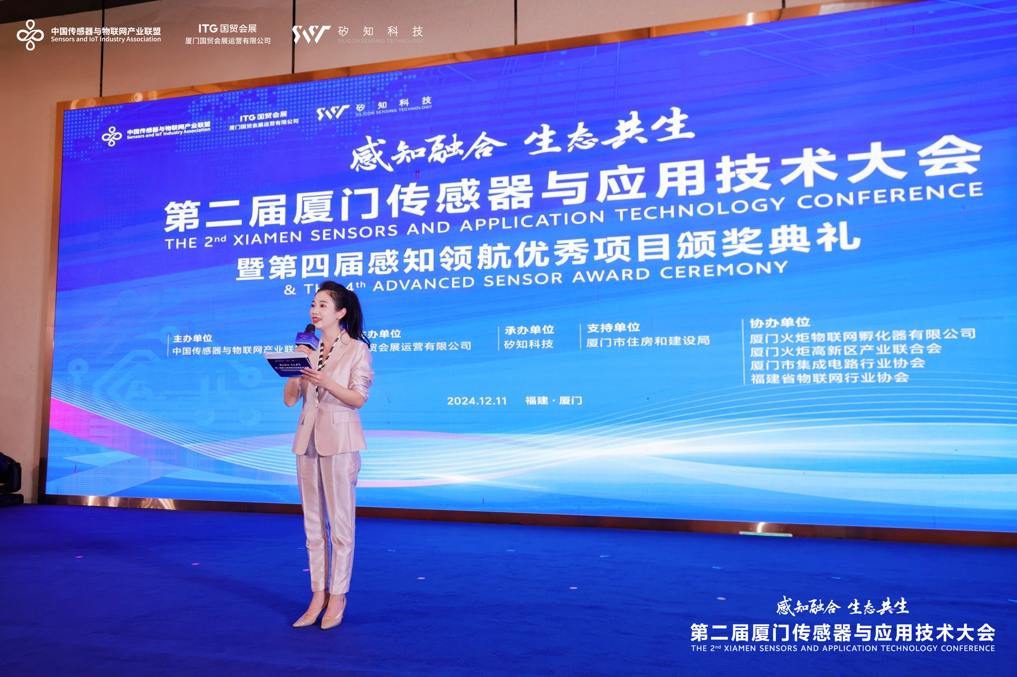 KWOK9111-opq3363569043.jpg